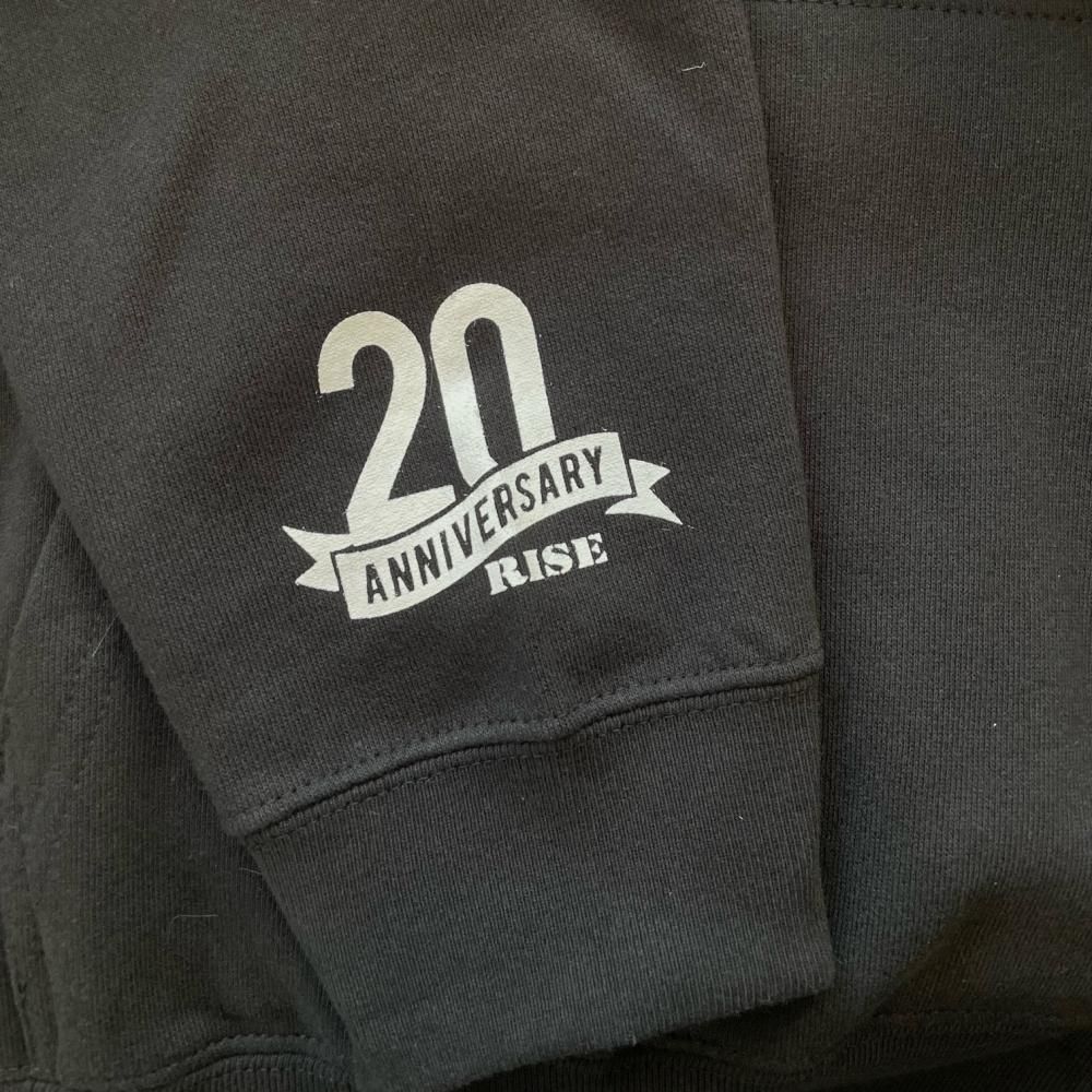 RISE コラボ パーカー