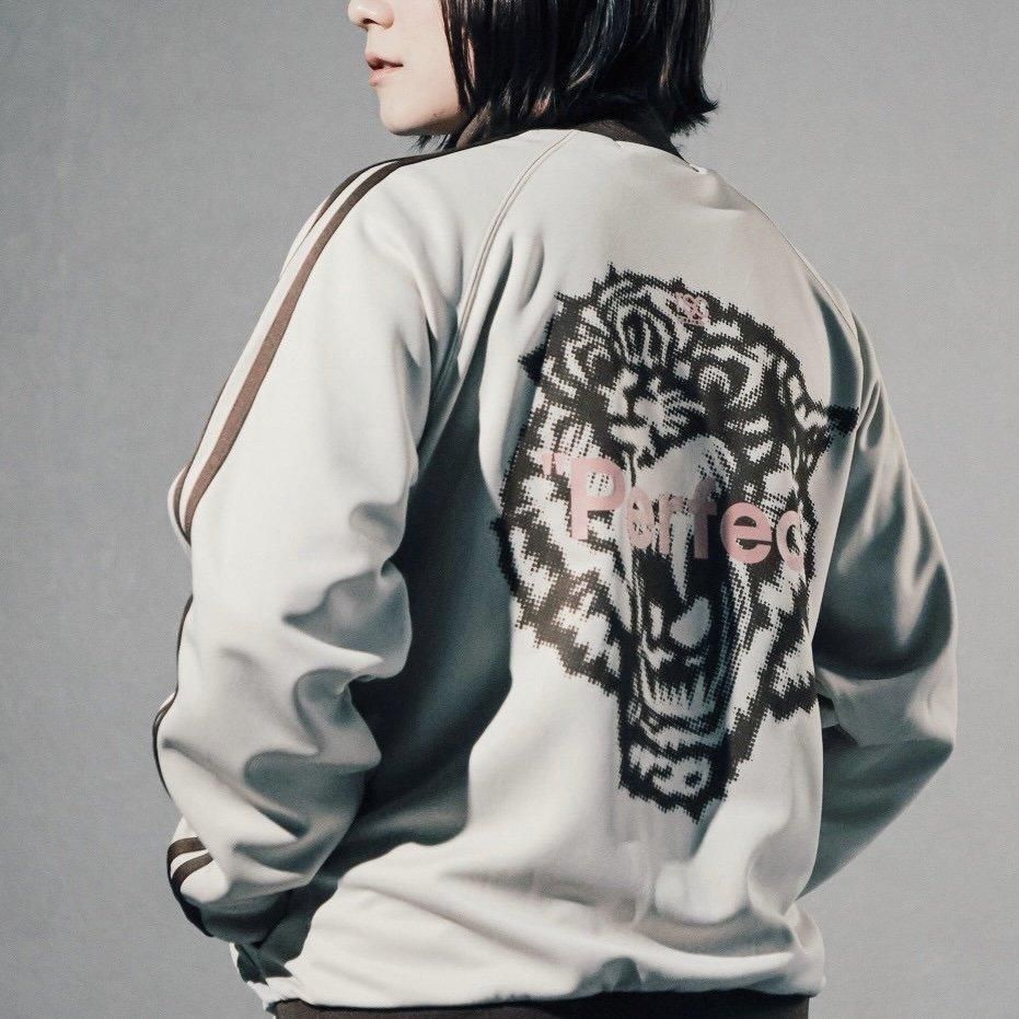 "Tiger"トラックジャケット